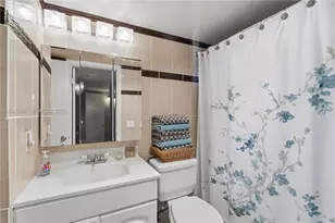 3000 Marcos Dr, Aventura, FL 33160 - Photo 22