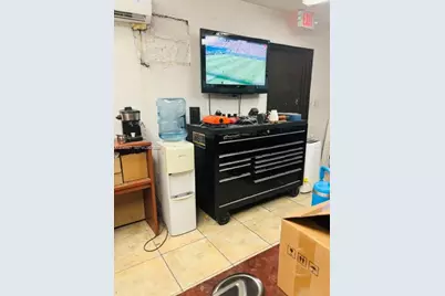 18677 SW 103rd Ct, Cutler Bay, FL 33157 - Photo 4
