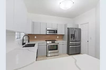 11274 NW 43rd Ter #0, Doral, FL 33178 - Photo 14