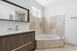 11274 NW 43rd Terrace, Doral, FL 33178 - Photo 30