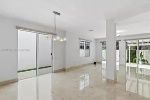 11274 NW 43rd Terrace, Doral, FL 33178 - Photo 6