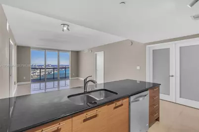 50 Biscayne Blvd #4208, Miami, FL 33132 - Photo 8