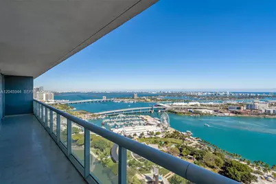 50 Biscayne Blvd #4208, Miami, FL 33132 - Photo 2