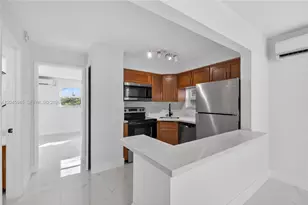 1520 NE 56th St, Fort Lauderdale, FL 33334 - Photo 8