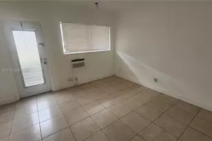 280 SW 11th Ave, Hallandale Beach, FL 33009 - Photo 10