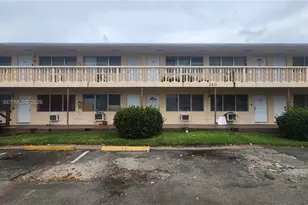 280 SW 11th Ave, Hallandale Beach, FL 33009 - Photo 1