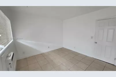 280 SW 11th Ave #5, Hallandale Beach, FL 33009 - Photo 14