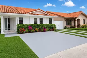 10364 NW 128th Terrace, Hialeah Gardens, FL 33018 - Photo 1