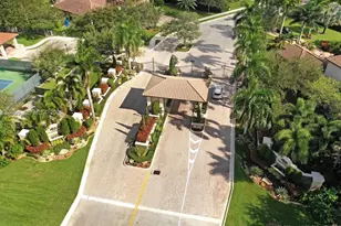 12802 Grand Oaks Dr, Davie, FL 33330 - Photo 58
