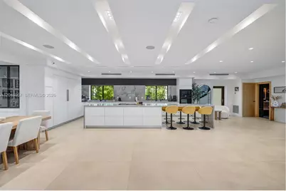 1977 S Oak Haven Cir, Miami, FL 33179 - Photo 6
