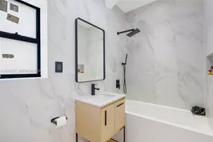 1977 S Oak Haven Cir, Miami, FL 33179 - Photo 24