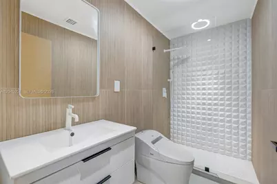 1977 S Oak Haven Cir, Miami, FL 33179 - Photo 32