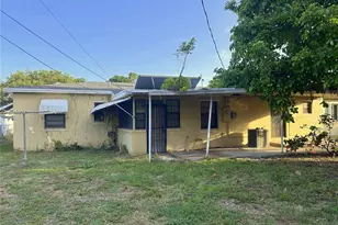 1355 NW 86th St, Miami, FL 33147 - Photo 22