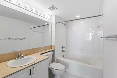 1155 Brickell Bay Dr #1609, Miami, FL 33131 - Photo 16