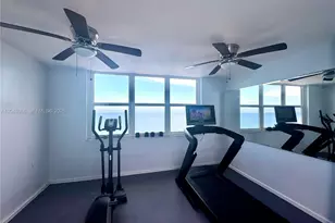 400 N Surf Rd, Hollywood, FL 33019 - Photo 18