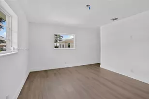7040 NW 8th Ct, Plantation, FL 33317 - Photo 32