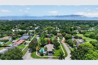 7040 NW 8th Ct, Plantation, FL 33317 - Photo 24