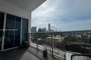 10 SW South River Dr, Miami, FL 33130 - Photo 32