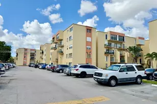 1975 W 44th Pl, Hialeah, FL 33012 - Photo 6