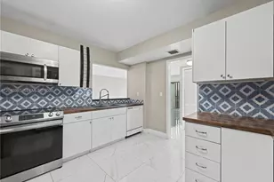 14203 SW 66th St, Miami, FL 33183 - Photo 8