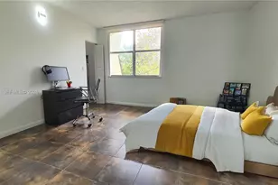 1655 NE 115th St, Miami, FL 33181 - Photo 16