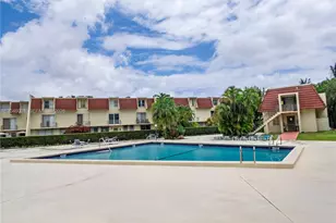 1655 NE 115th St, Miami, FL 33181 - Photo 32