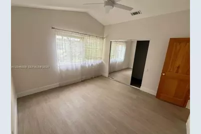 101 NE 8th Ave #1, Fort Lauderdale, FL 33301 - Photo 10