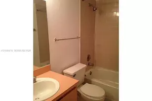 8260 SW 210th St, Cutler Bay, FL 33189 - Photo 6