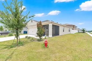 2415 Taloncrest Ct, Other City - In The State Of Florida, FL 33839 - Photo 2