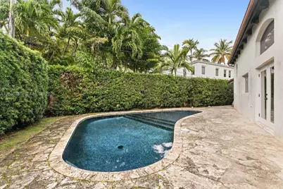 6350 Pinetree Dr, Miami Beach, FL 33141 - Photo 8