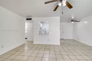 10387 N Kendall Dr, Miami, FL 33176 - Photo 6