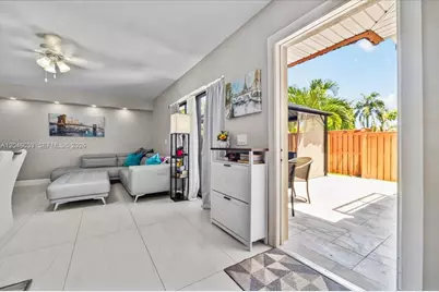 2891 SW 11th Pl, Deerfield Beach, FL 33442 - Photo 10