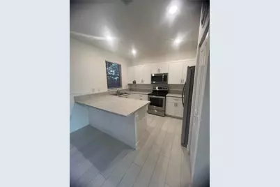 21447 NE 2nd Pl, Miami, FL 33179 - Photo 12