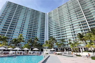 100 Bayview Dr, Sunny Isles Beach, FL 33160 - Photo 4