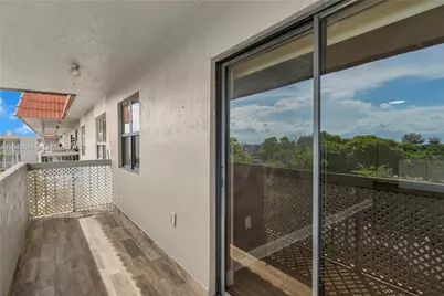 1121 SW 122nd Ave #412-2, Miami, FL 33184 - Photo 28