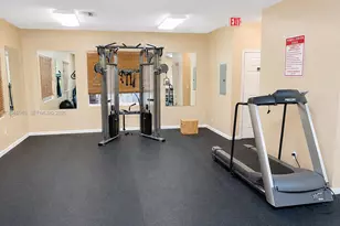 4950 Washington St, Hollywood, FL 33021 - Photo 16