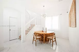 445 Conservation Dr, Weston, FL 33327 - Photo 4