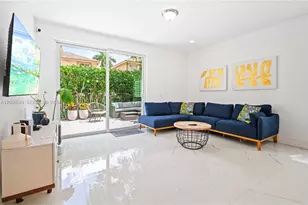 445 Conservation Dr, Weston, FL 33327 - Photo 6