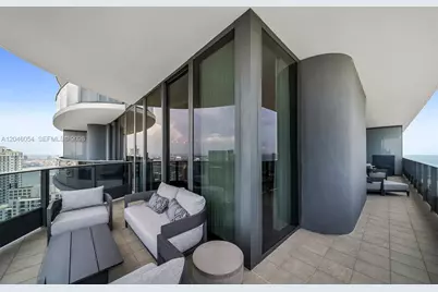 1000 Brickell Plz #PH5807, Miami, FL 33131 - Photo 20