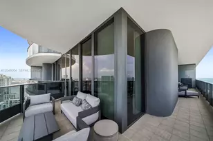 1000 Brickell Plaza, Miami, FL 33131 - Photo 20