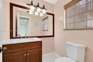 3855 Island Club Circle, Lake Worth, FL 33462 - Photo 20