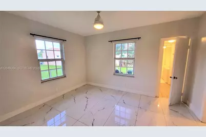 720 NE 5th St #1-1, Hallandale Beach, FL 33009 - Photo 18