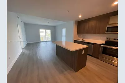 1938 Jackson St #301, Hollywood, FL 33020 - Photo 10