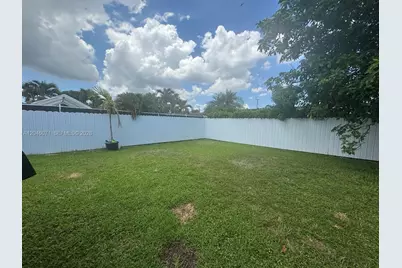 3810 SW 89th Ave #3810, Miami, FL 33165 - Photo 10