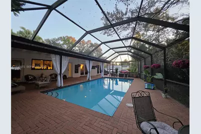 9860 SW 140th St, Miami, FL 33176 - Photo 6