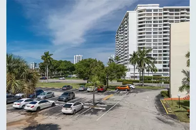 701 Three Islands Blvd #206, Hallandale Beach, FL 33009 - Photo 12