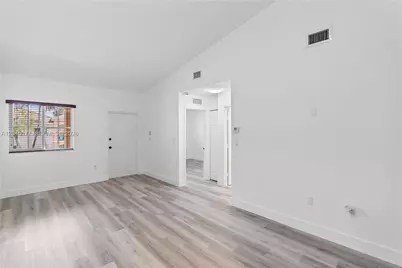 2930 SE 12th Rd #204-31, Homestead, FL 33035 - Photo 10