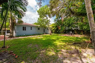 2215 Tequesta Ln, Miami, FL 33133 - Photo 4
