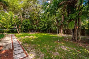 2215 Tequesta Ln, Miami, FL 33133 - Photo 6