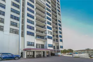 2401 S Ocean Dr, Hollywood, FL 33019 - Photo 28